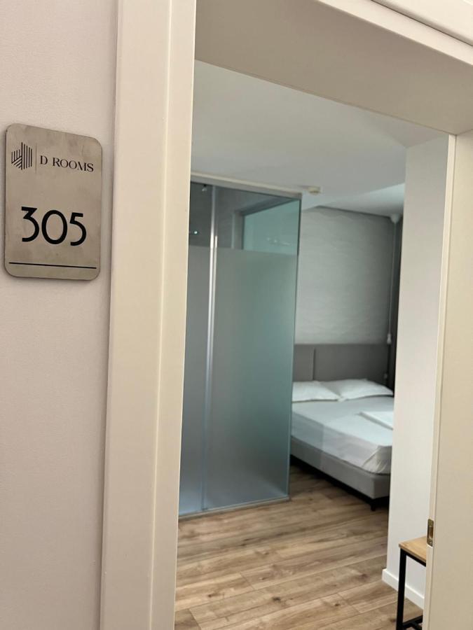 Enzo Rooms & Apartment Blloku Тирана Экстерьер фото